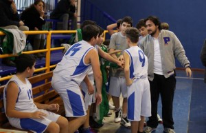 Coach Angelo Niero con la sua squadra